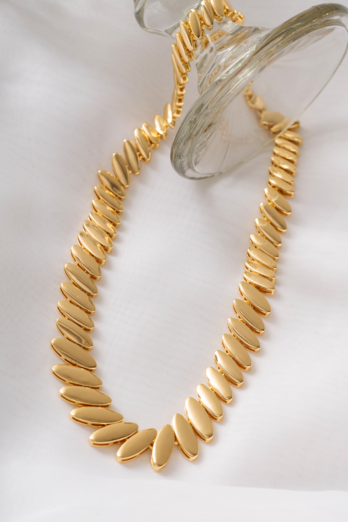 Leaf choker