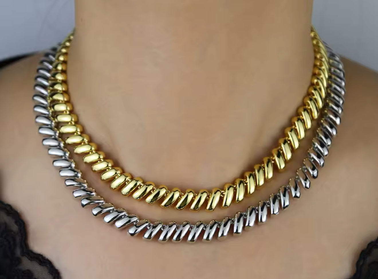 Scale necklace